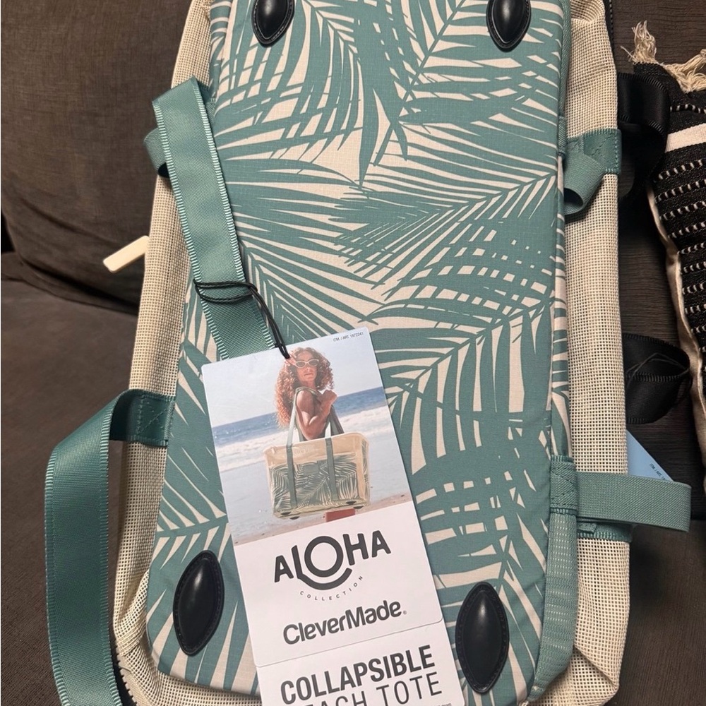 ALOHA Collection Teal Palm Print Collapsible Beach Tote